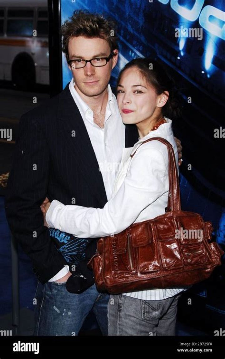 Kristin Kreuk Husband: A Comprehensive Look into Her Personal Life